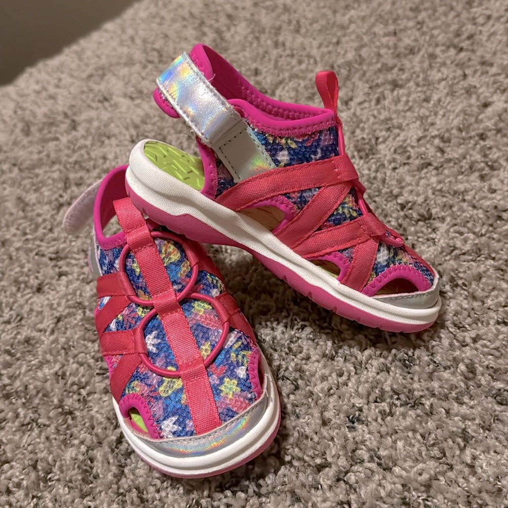 Water shoes